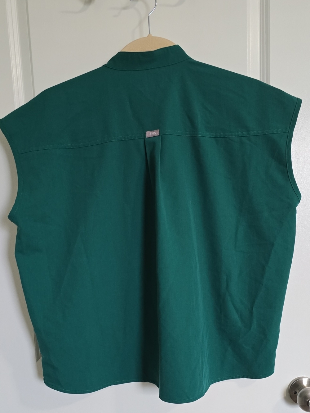 FIGS Oversized Rafaela Scrub Top - Picture 2 of 7